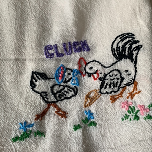 6 Vintage Embroidered Kitchen Towels 3 Rooster and 3 Lady Designs. - Picture 7 of 8
